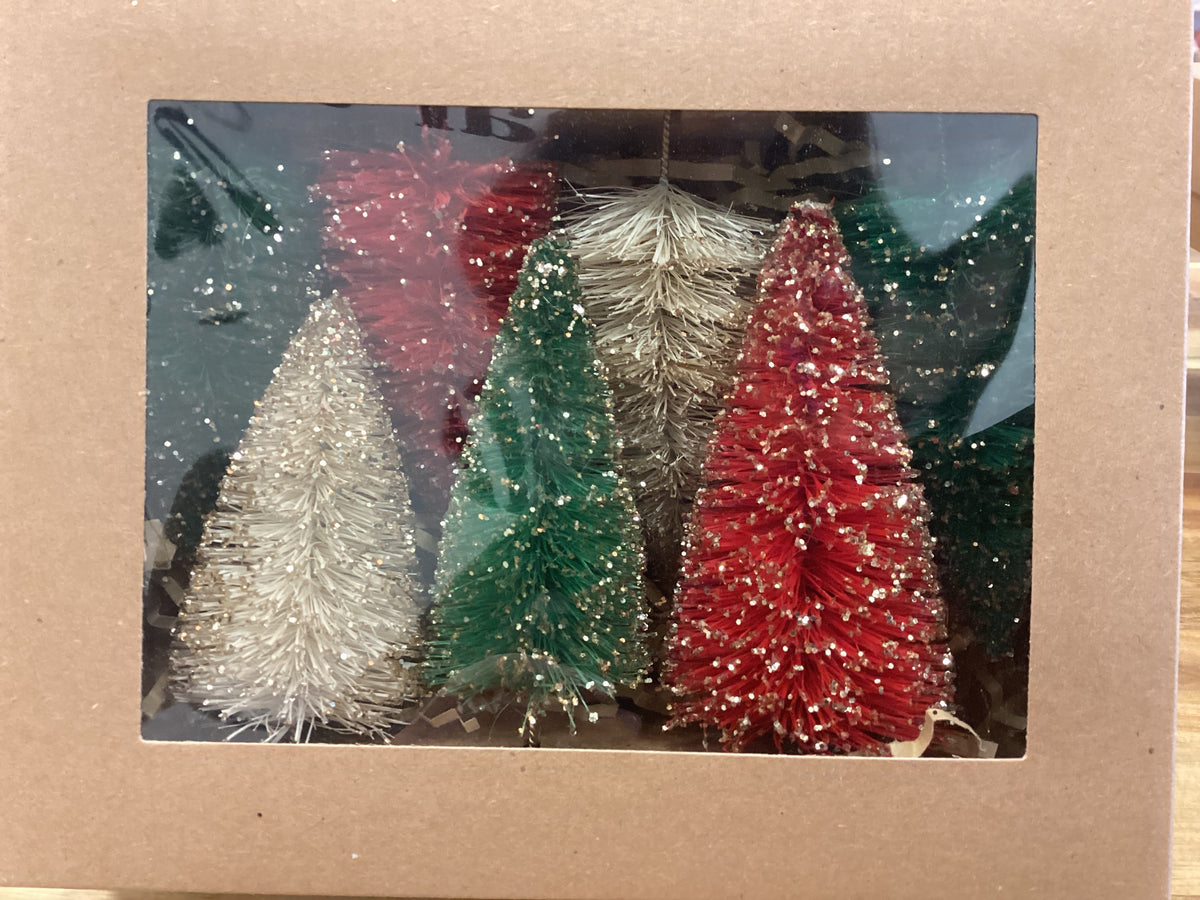 Box of sisal trees, 3 colors