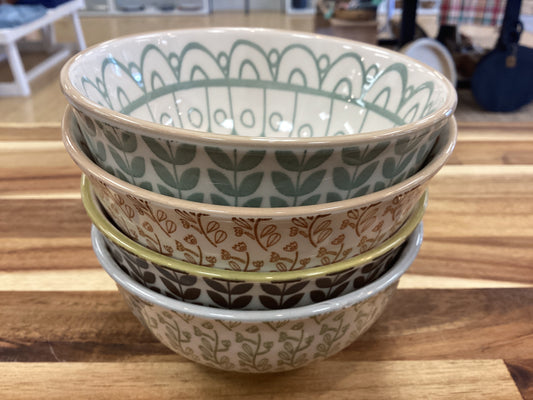 Bowl with pattern…4 styles