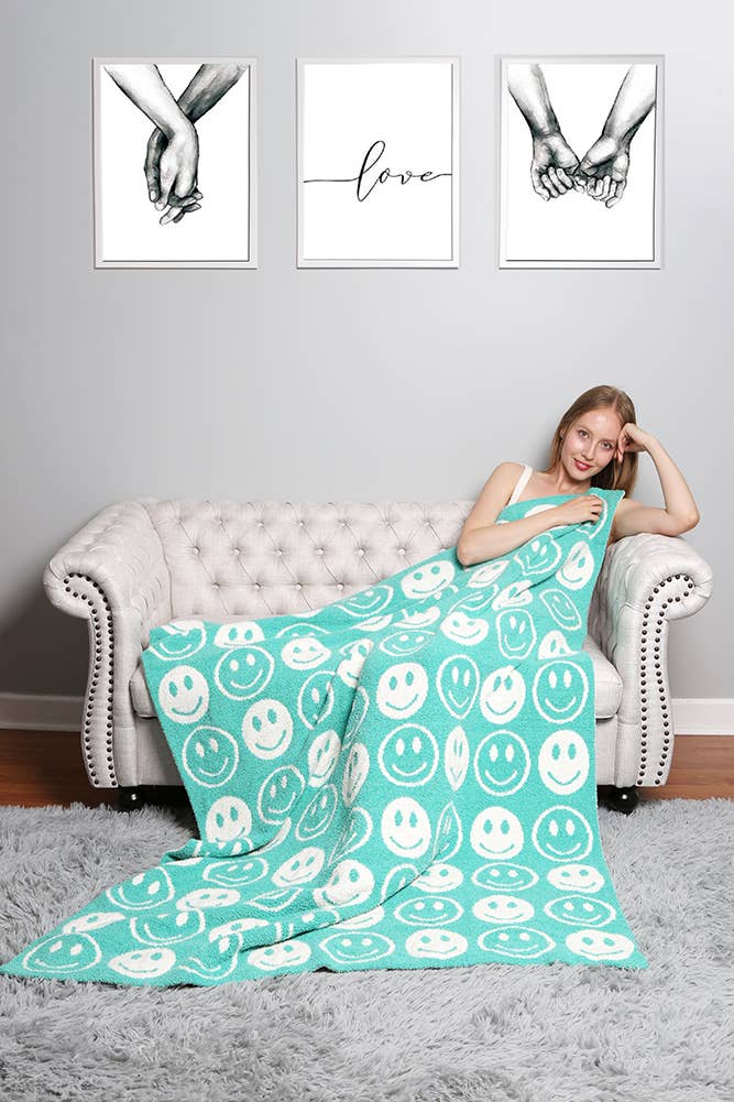 Happy Face Throw Blanket: Yellow
