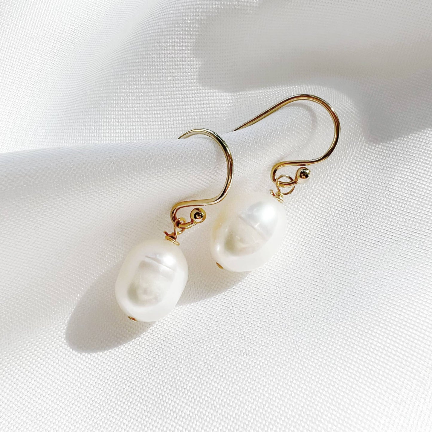 Kaia Freshwater Pearl Dangle Earrings Gold / Silver: 14k Gold Filled