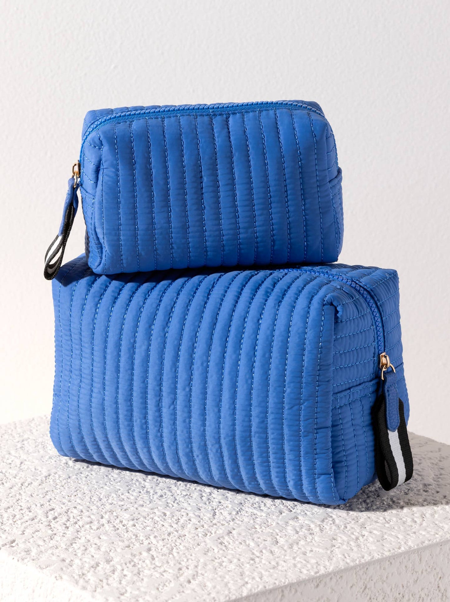 EZRA LARGE COSMETIC BAG: Navy