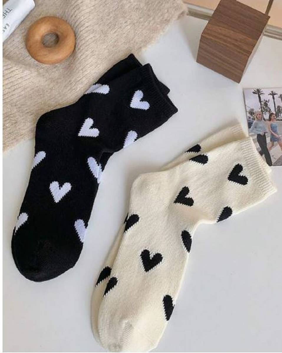 ...._ SI-25637 VALENTINE HEART PATTERN CASUAL SOCKS, 3 PAIRS IN 1: BLACK-163232 / OS