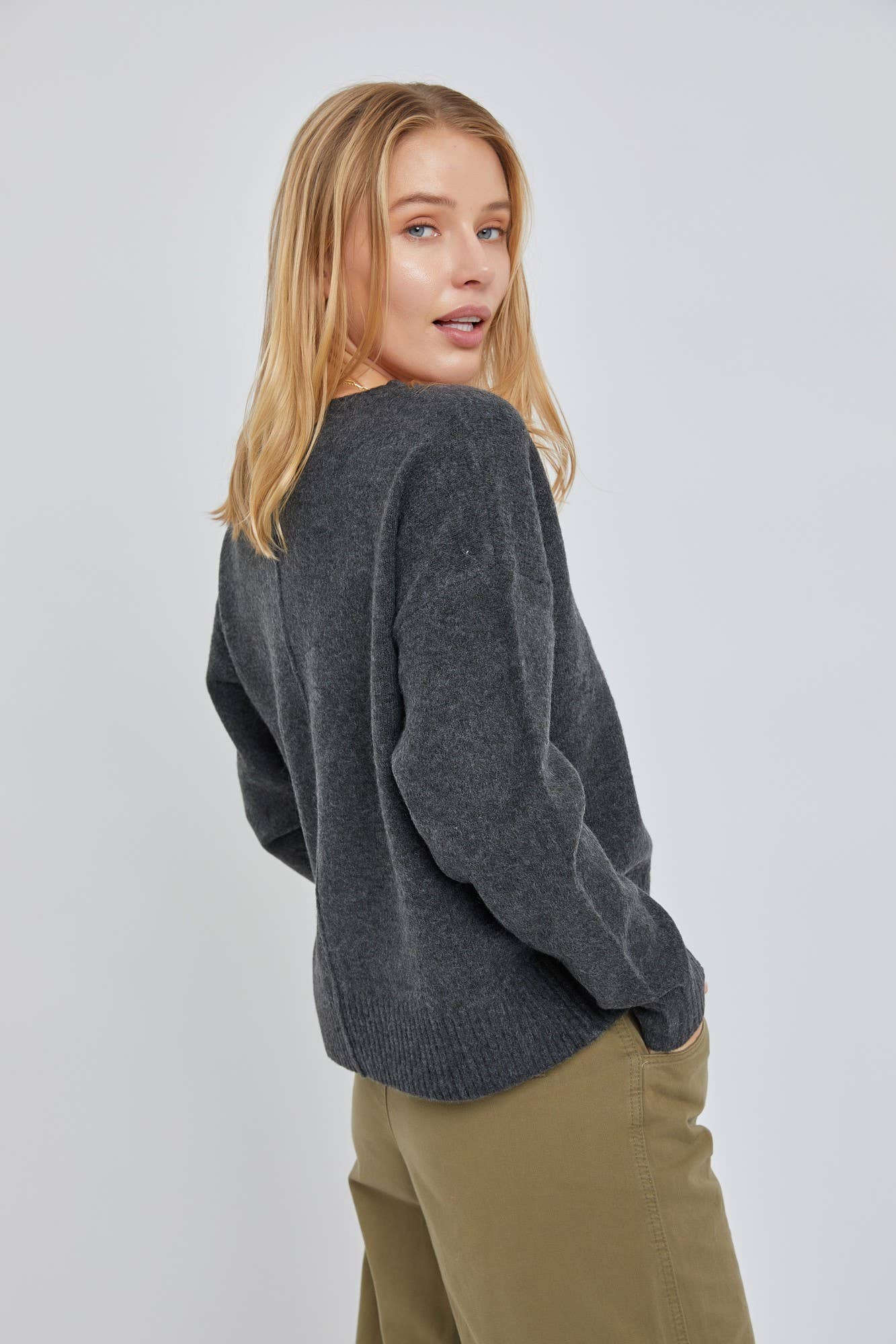 The Anna Sweater: ML / Oatmeal