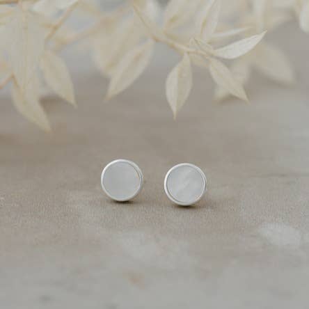 Alluring Studs-Mother Of Pearl: Silver/Mother Of Pearl