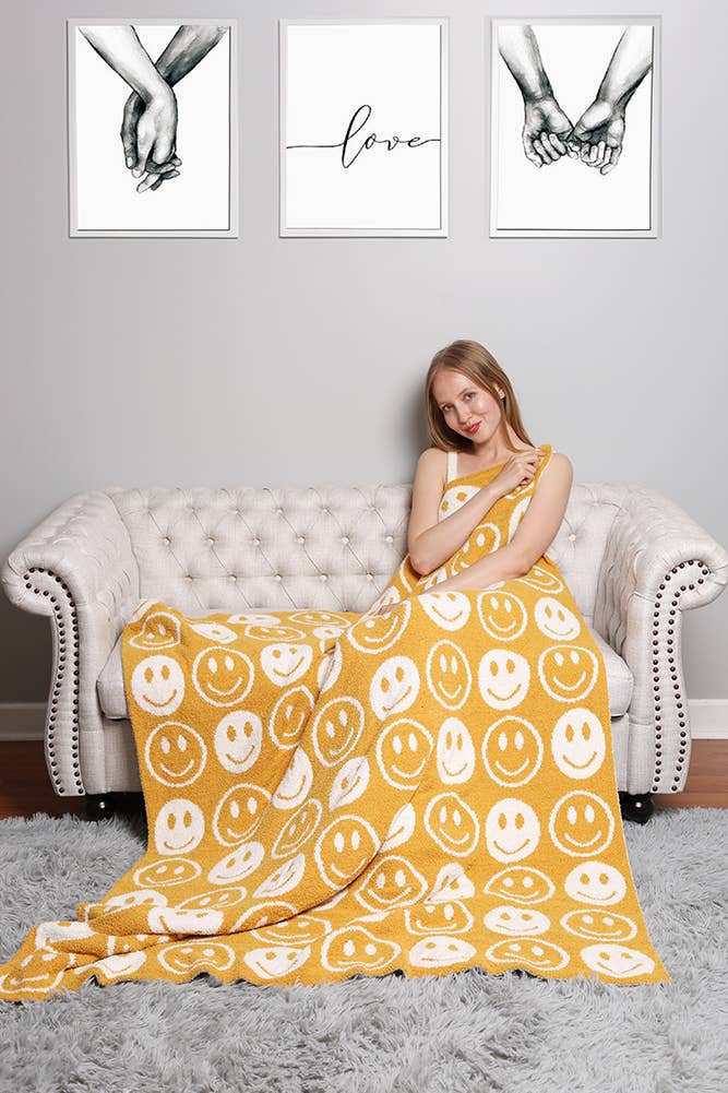 Happy Face Throw Blanket: Yellow