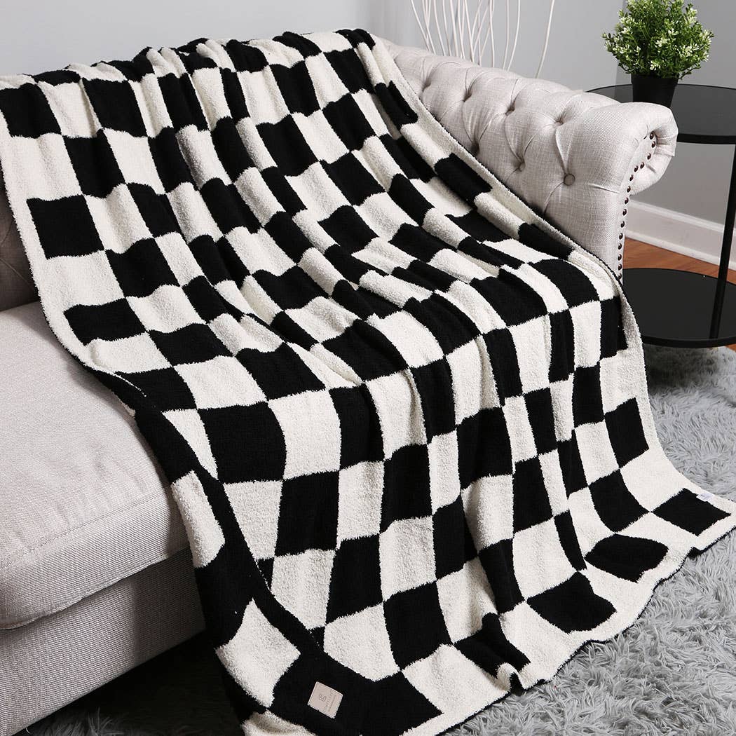 Checkerboard Throw Blanket: Pink