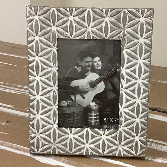 5x7 tin boho frame