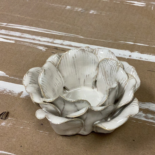 Inner lotus flower candle holder