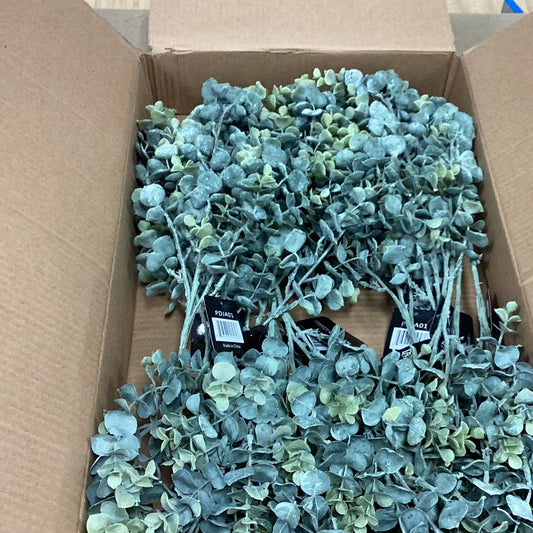 25” eucalyptus spray