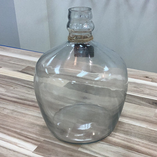 10” clear decorative vase