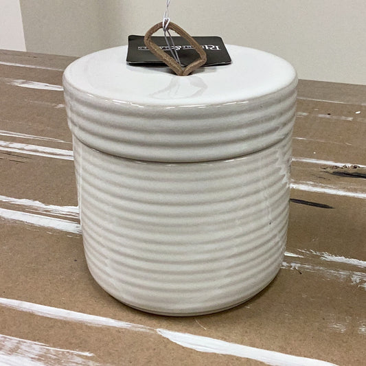 Inner ceramic white jar