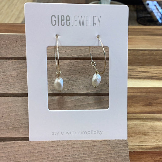 Glee Bellamy hoops gold/ white pearl