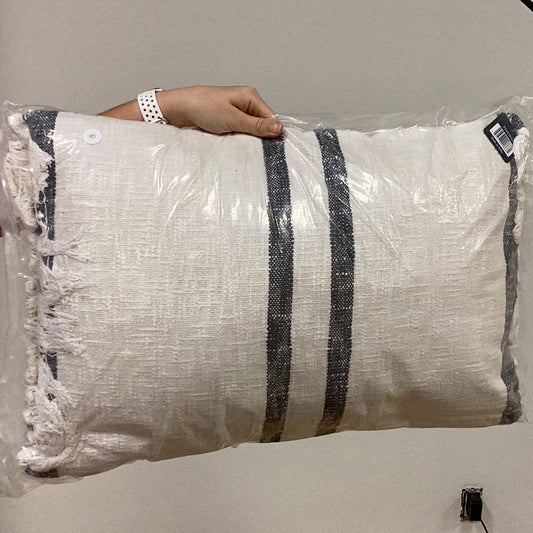 Nat/grey double stripe pillow