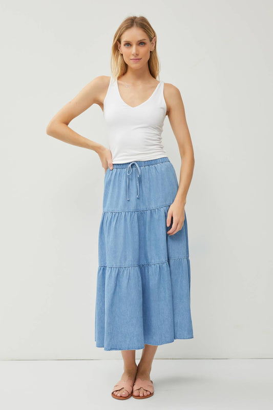 CHAMBRAY PULL ON TIERED MIDI SKIRT: Med Wash / S