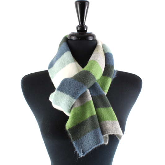 S23215 Merry Fun Scarf: 04 GRY/GRN