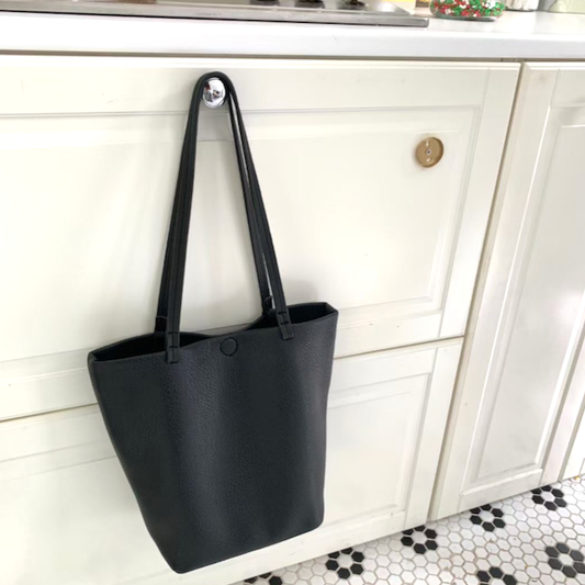 P22087 Tote Bag w/Cosmetic Pouch…black